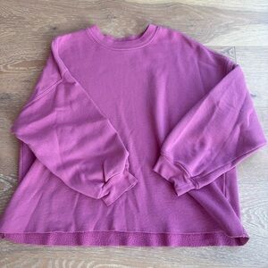 XiRENA Poppy Honor Sweatshirt